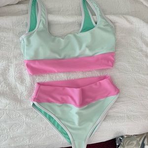 LAIN SNOW size large Watermelon Kiawah Bikini. Brand new. Never worn.
